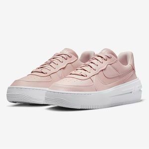 WOMEN'S NIKE AIR FORCE 1 PIXEL CASUAL SHOES